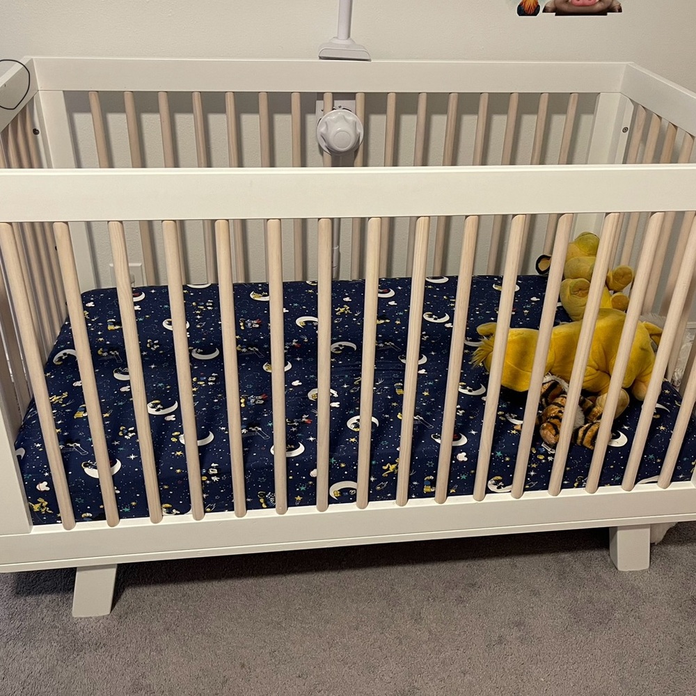 Little sleepies Mickey and friends crib sheet